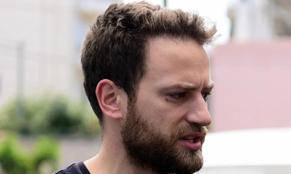 Γλυκά Νερά: Το προφίλ του 32χρονου πιλότου και τα κενά στις απαντήσεις του...